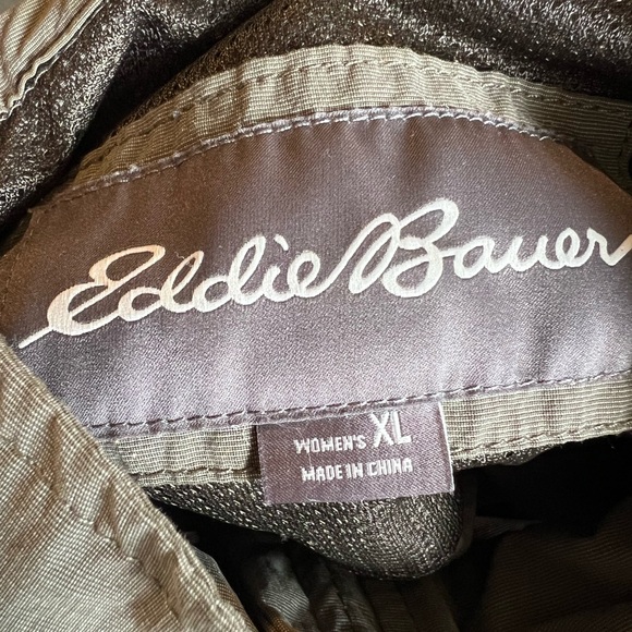 Eddie Bauer women’s  Green Hooded Jacket - Picture 3 of 7